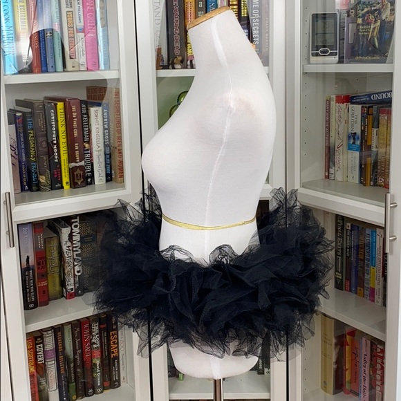 Black Tutu Adult - Picture 11 of 15